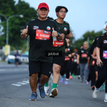 Runner Photo 3697855