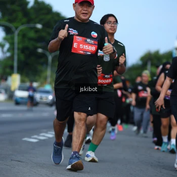 Runner Photo 3697858