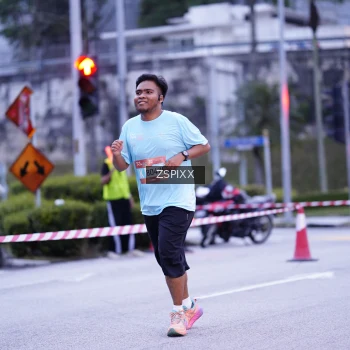 Runner Photo 3697887
