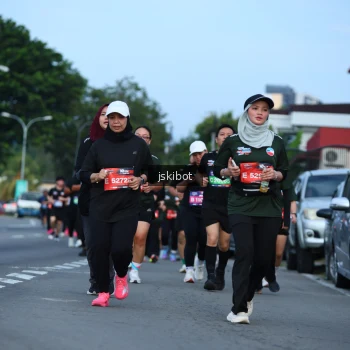 Runner Photo 3697926