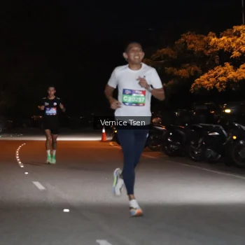 Runner Photo 3697941