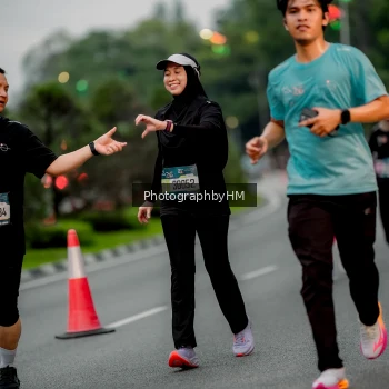 Runner Photo 3697965