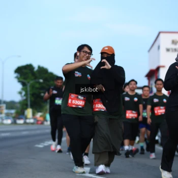 Runner Photo 3697971