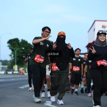 Runner Photo 3697972