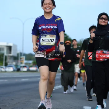 Runner Photo 3697980