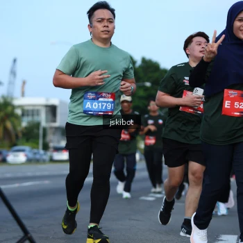 Runner Photo 3697995