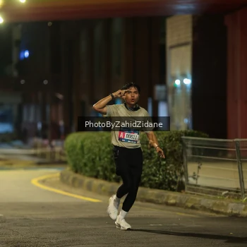 Runner Photo 3697999