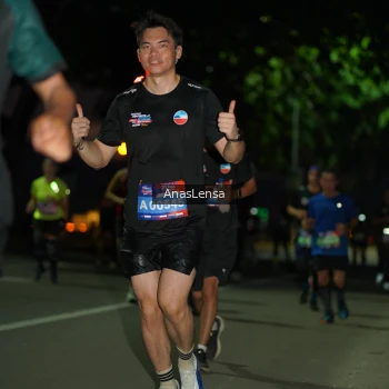 Runner Photo 3698011