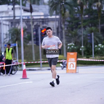 Runner Photo 3698022