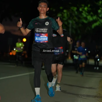 Runner Photo 3698035