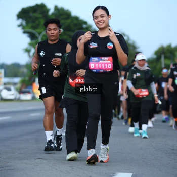 Runner Photo 3698076