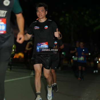Runner Photo 3698078