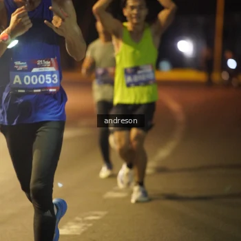 Runner Photo 3698091