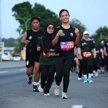 Runner Photo 3698094