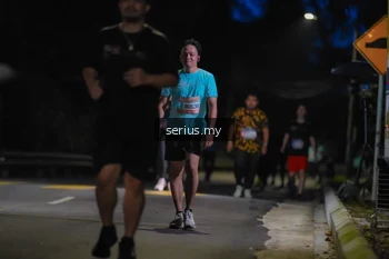 Runner Photo 3698110