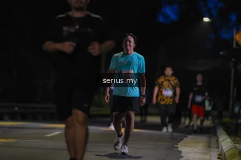 Runner Photo 3698120