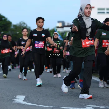 Runner Photo 3698121