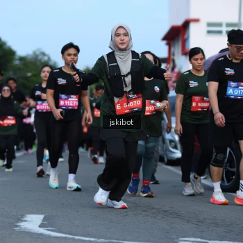 Runner Photo 3698122