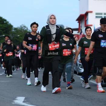 Runner Photo 3698128