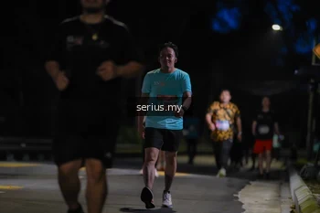 Runner Photo 3698135
