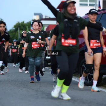 Runner Photo 3698137