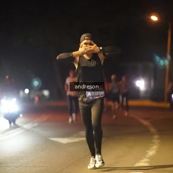 Runner Photo 3698165