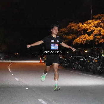 Runner Photo 3698167