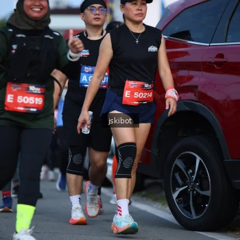 Runner Photo 3698172