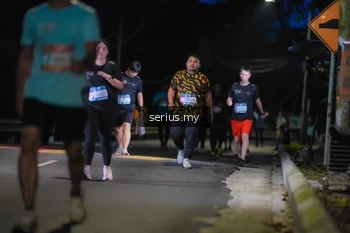 Runner Photo 3698177