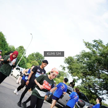 Runner Photo 3698181