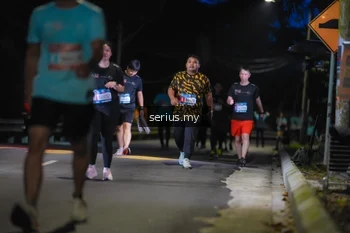 Runner Photo 3698197