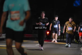 Runner Photo 3698216