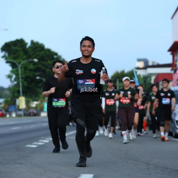 Runner Photo 3698226