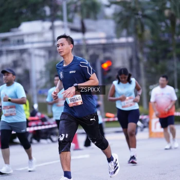 Runner Photo 3698256