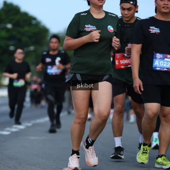 Runner Photo 3698259