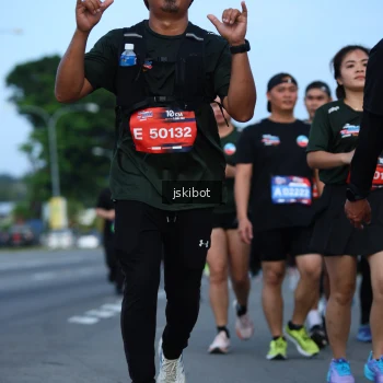 Runner Photo 3698275