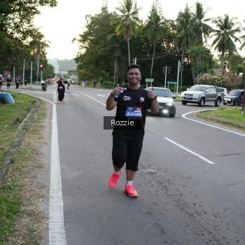 Runner Photo 3698301