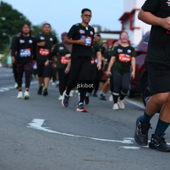 Runner Photo 3698306