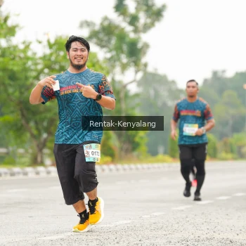 Runner Photo 3698329