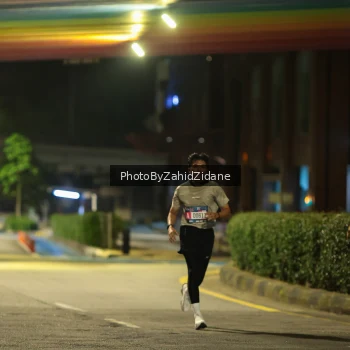 Runner Photo 3698331