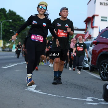 Runner Photo 3698334