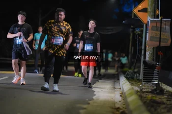 Runner Photo 3698336