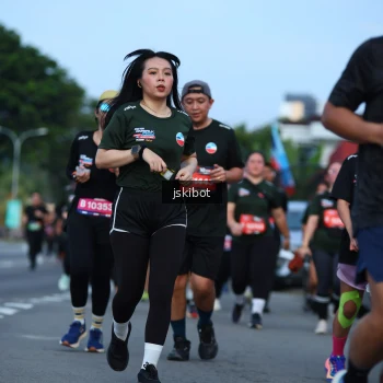 Runner Photo 3698342