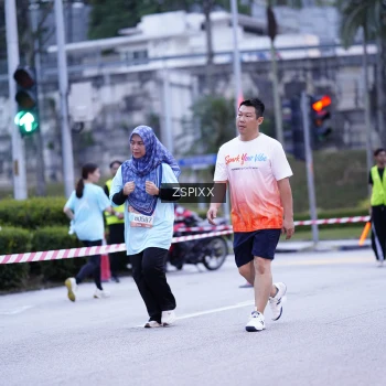 Runner Photo 3698352