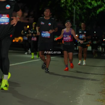 Runner Photo 3698374