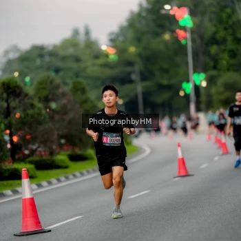 Runner Photo 3698382