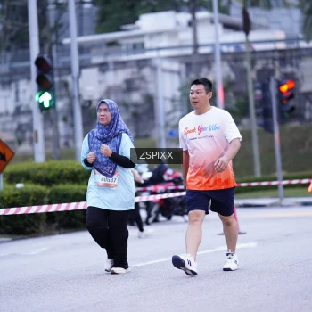 Runner Photo 3698384