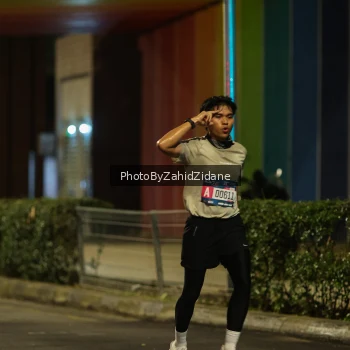 Runner Photo 3698409