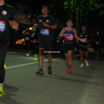 Runner Photo 3698414
