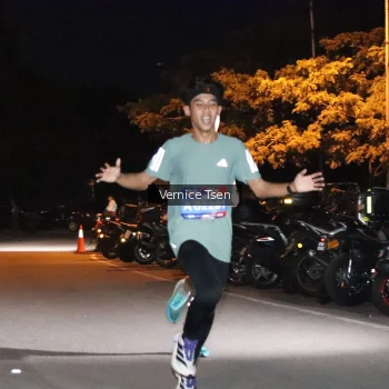 Runner Photo 3698418
